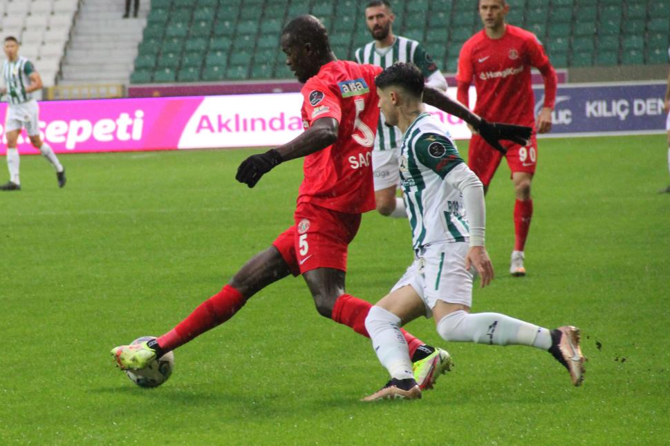 Giresunspor - Ümraniyespor maç sonucu: 0-1